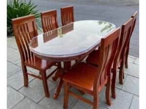 Ovar Dining Table